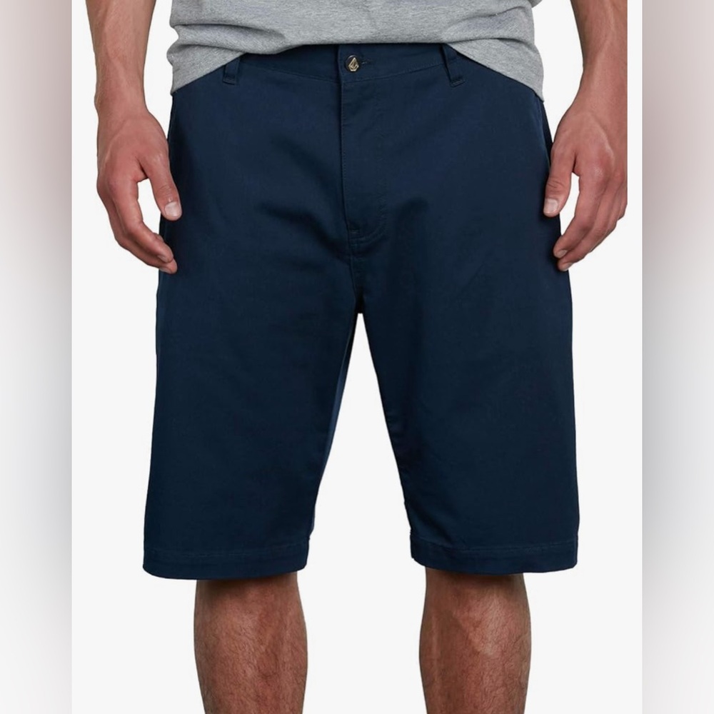 VOLCOM Men’s Chino Shorts Size 29 waist